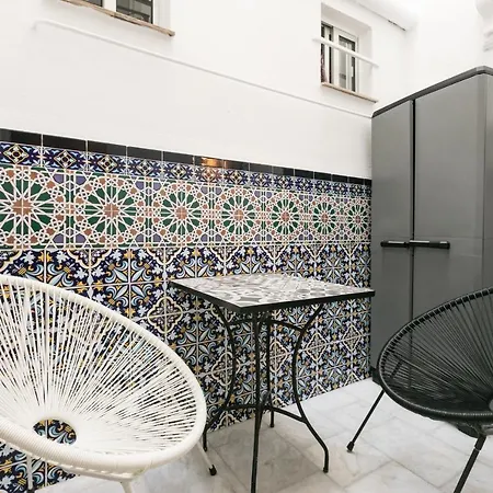 Apartamento Cuarta Puerta Centro Historico Seville Exterior photo